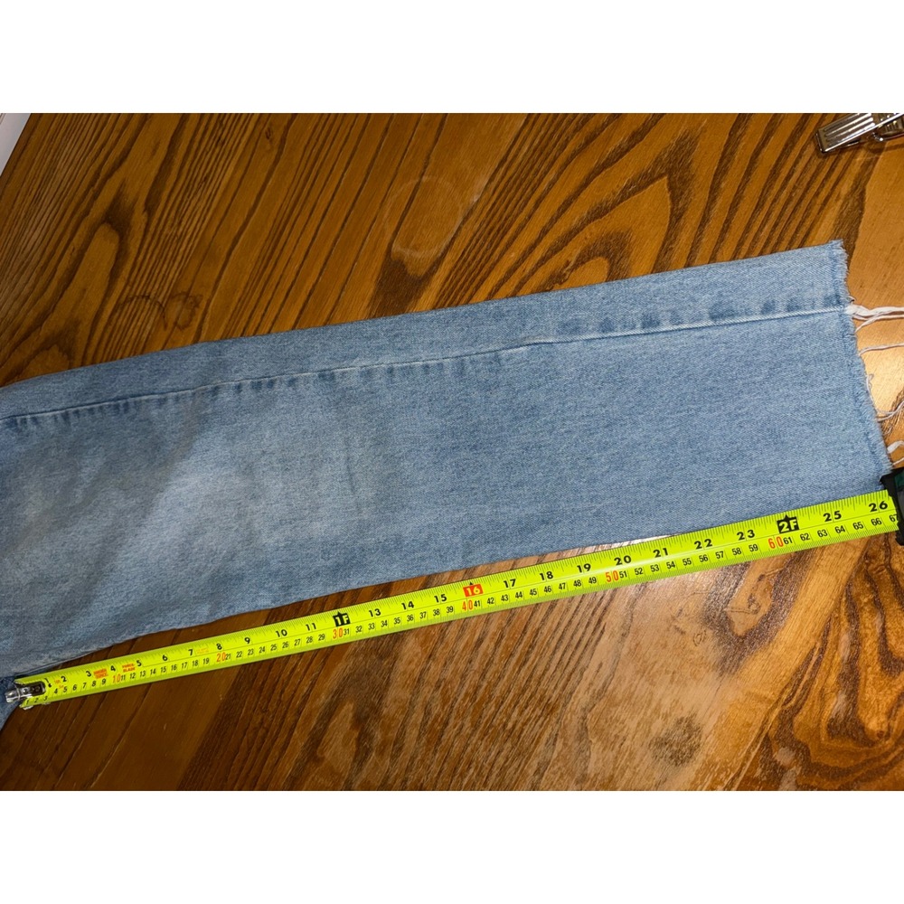 Lucky Brand High Rise Mom Jean Drew Light Wash Distressed Raw Hem Womens Size 27 - Picture 7 of 8